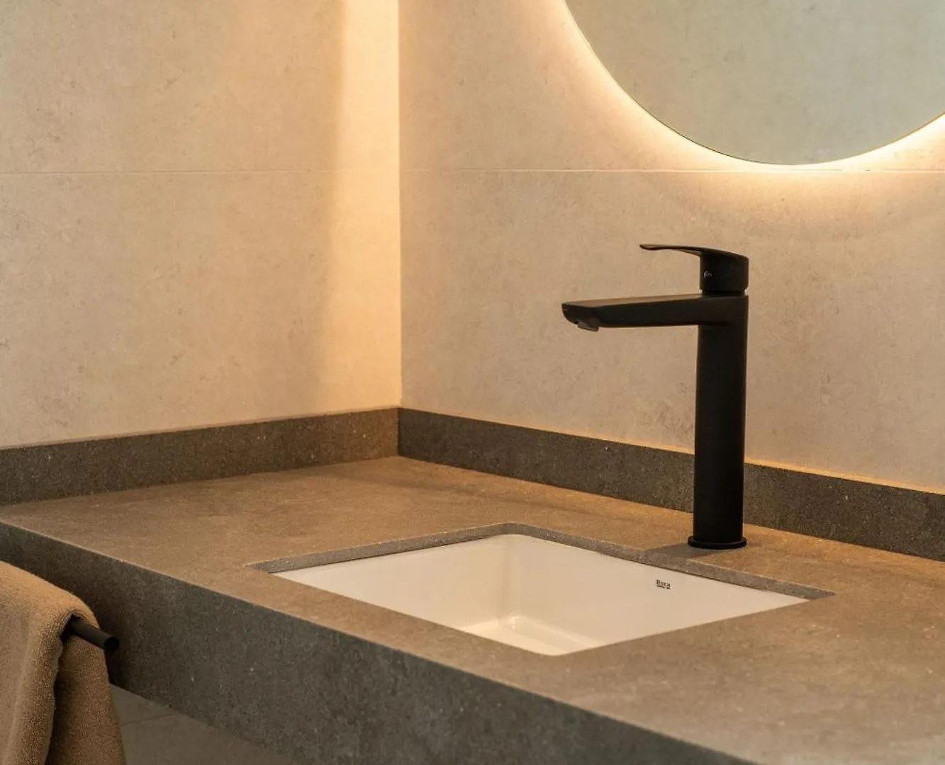 Flora - Panasco Suites Arrecife  Spagna