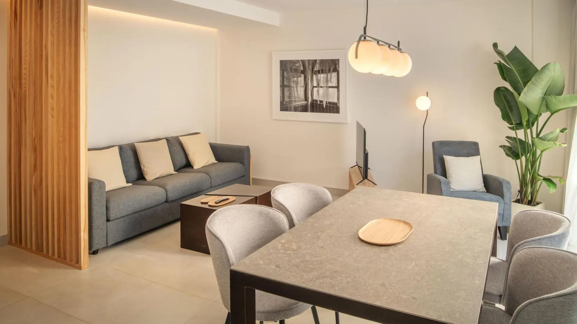 Flora - Panasco Suites Arrecife  Casa vacanze Arrecife (Lanzarote)